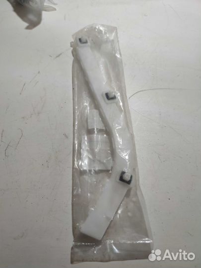 Крепление заднего бампера Mitsubishi Lancer 10 X