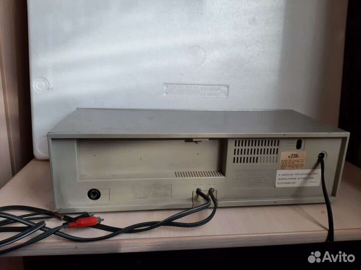 Кассетная дека technics m205