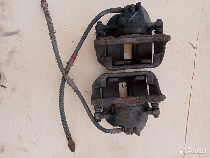 Суппорта передние volvo s40