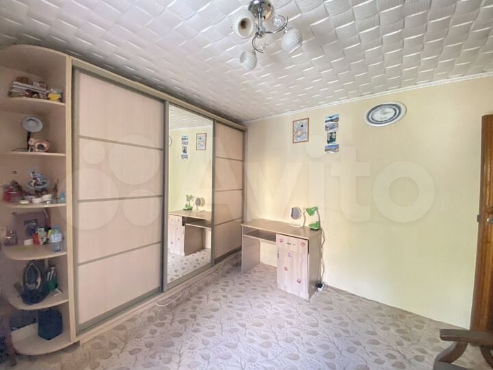 4-к. квартира, 121,7 м², 1/2 эт.