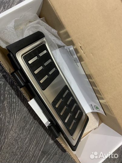 Площадка под левую ногу Sport VW skoda