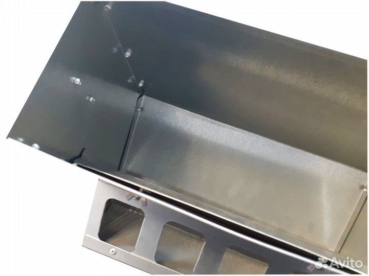 Кормушка для кур