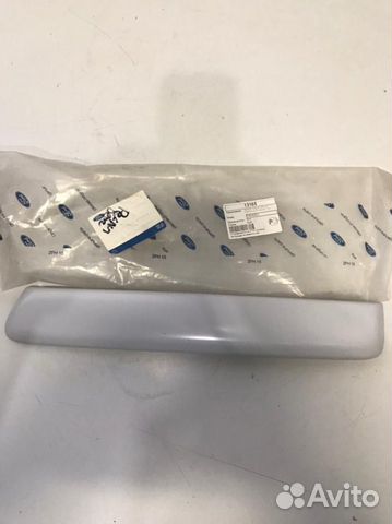 Молдинг бампера правый Focus 2