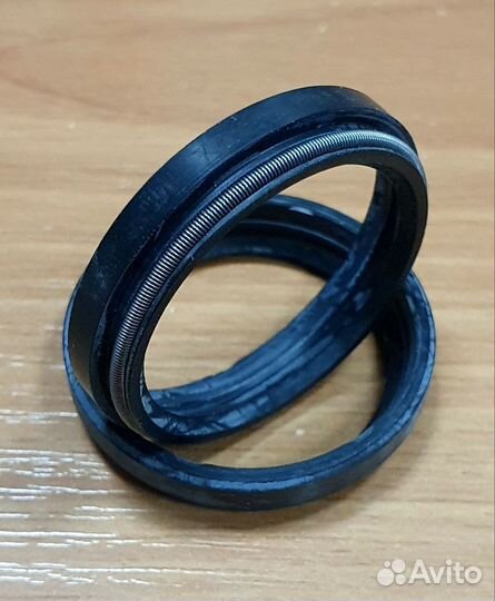 Манжета (сальник) 32х39х4.5/8 (40366)