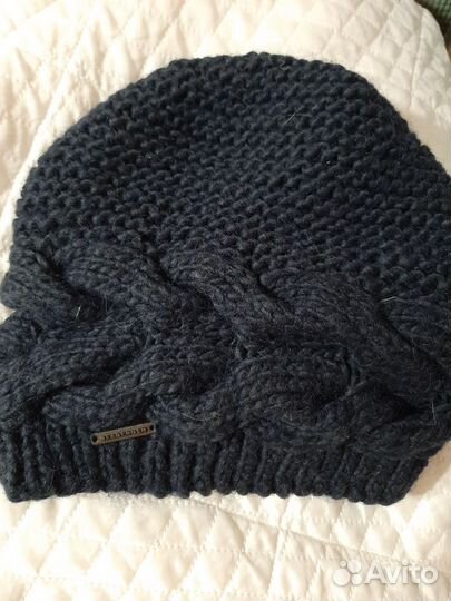 Шапка женская вязаная теплая