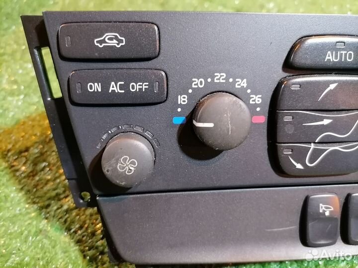 Блок управления климат-контролем 30746022 Volvo V7