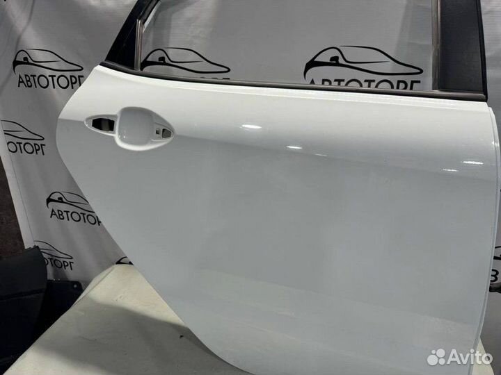 Дверь боковая задняя правая Kia Rio 3 1.6 бензин