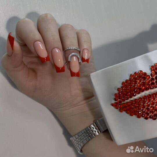 Мастер маникюра