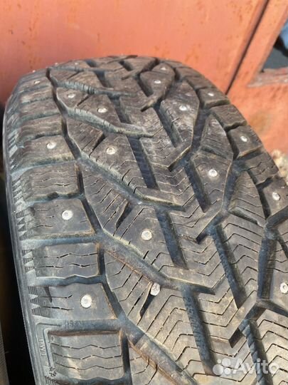 Tigar SUV Ice 215/60 R17