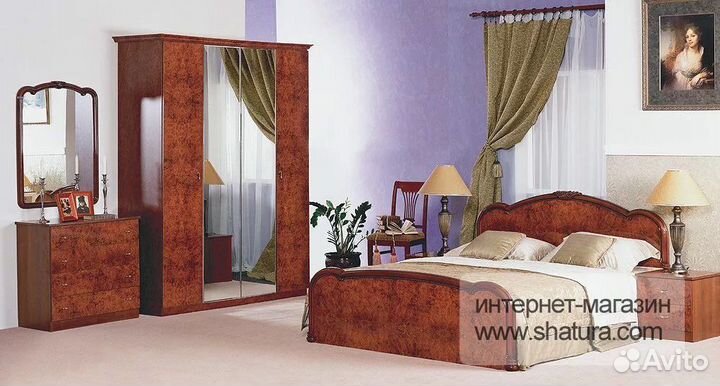 Спальный гарнитур