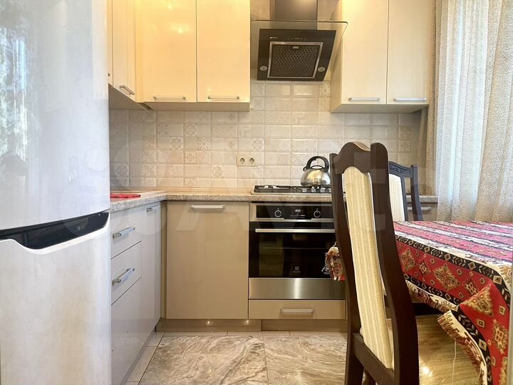 1-к. квартира, 38 м², 3/5 эт.