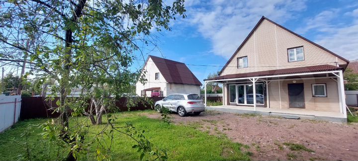 Дом 145 м² на участке 5 сот.