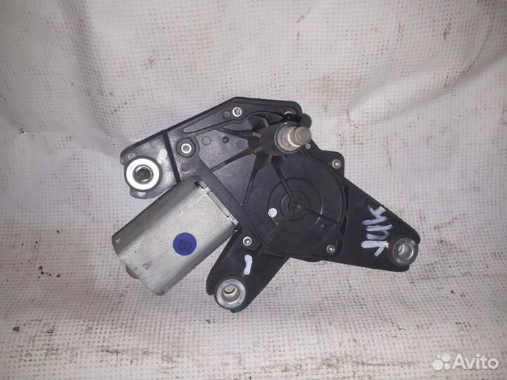 Мотор заднего стеклоочистителя Ниссан Жук