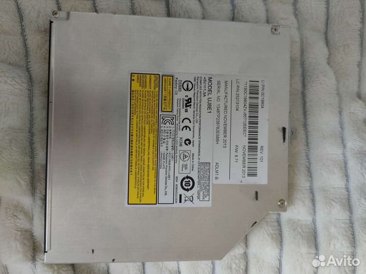 Привод DVD+RW Panasonic UJ8B1