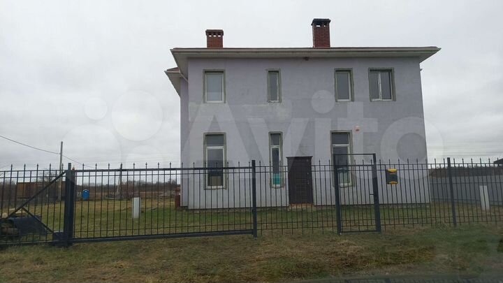 Дом 218 м² на участке 12 сот.