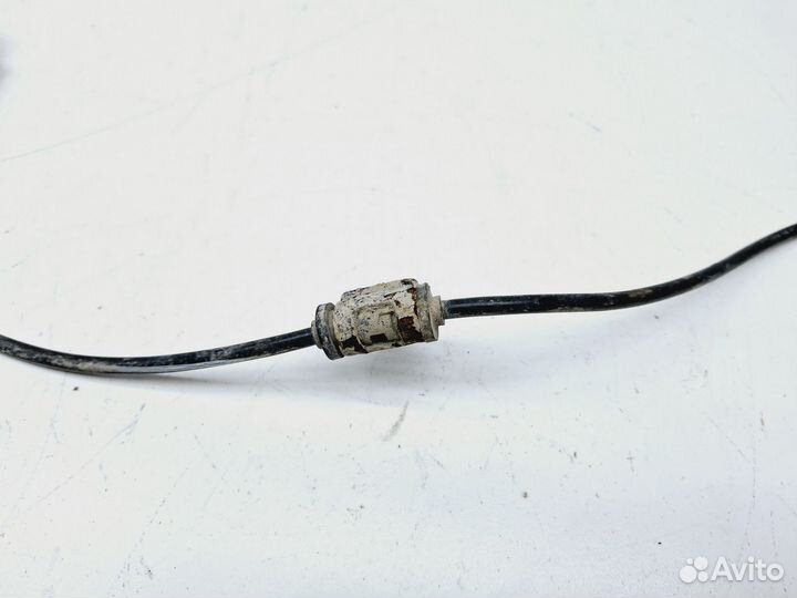 Датчик ABS передний левый Kia Sportage III (SL) 2