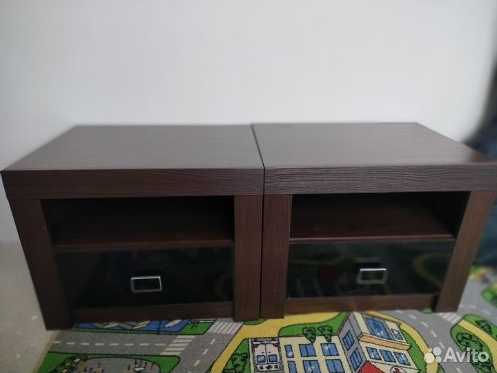 Тумба прикроватная