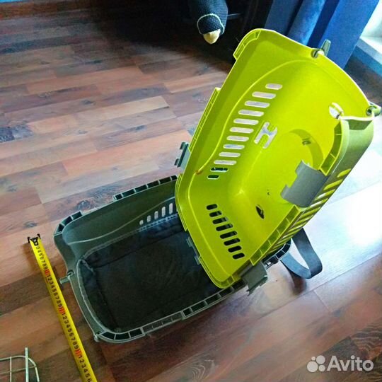 Переноска для кошек пластиковая