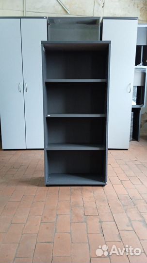 Комплект офисной мебели. REF40