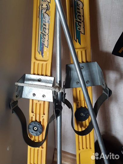 Беговые лыжи