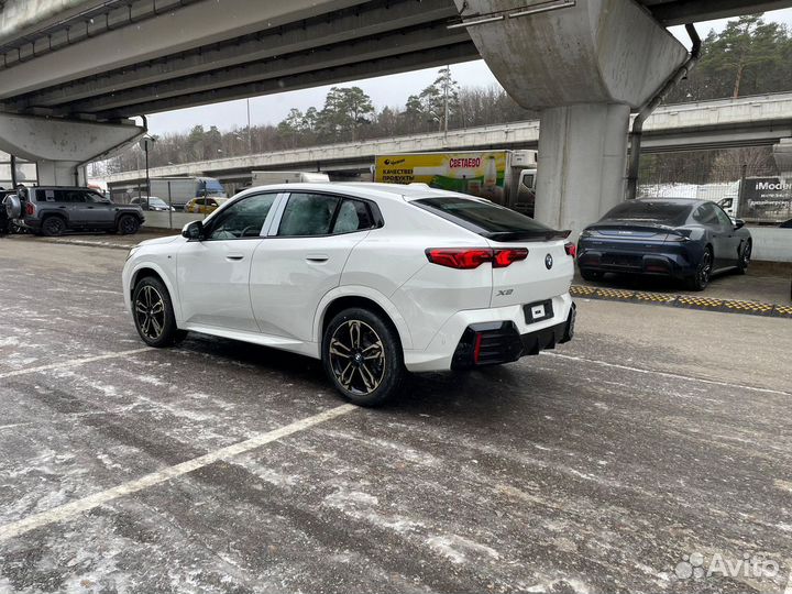 BMW X2 2.0 AMT, 2024