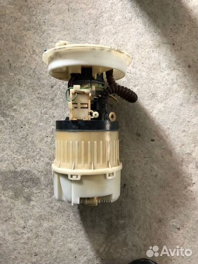 Топливный насос Mazda 3 1