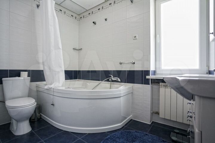 Дом 280 м² на участке 22 сот.