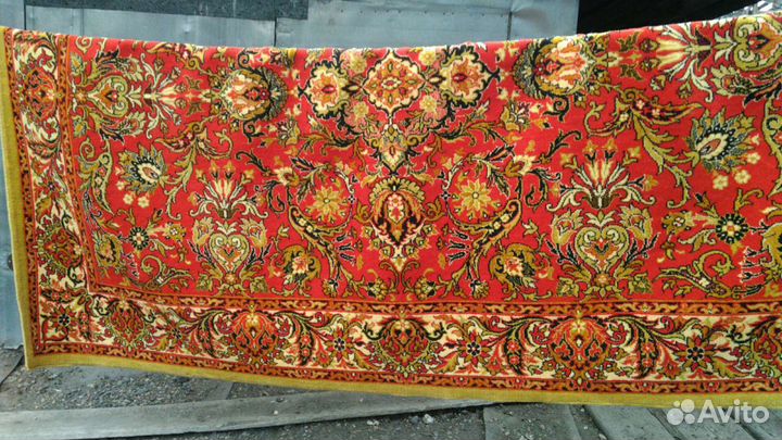 Ковер шерстяной