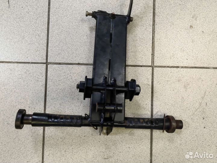 Маятник задний BRP ski-doo Summit