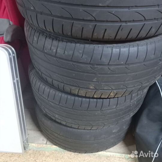 Bridgestone 613V 235/55 R17
