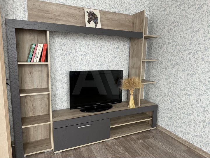 2-к. квартира, 57 м², 3/16 эт.