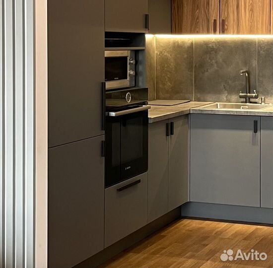 Духовой шкаф Bosch HBG634BB1