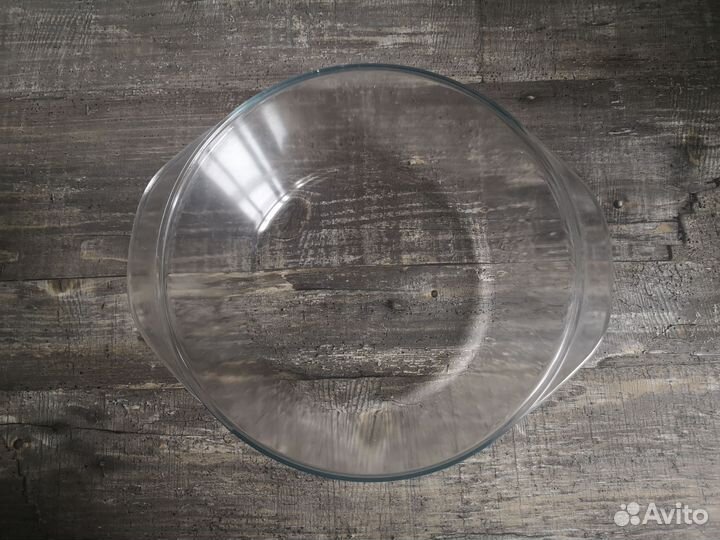 Жаропрочная стеклянная кастрюля с крышкой 1,4 л