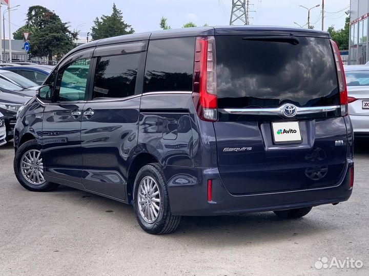 Toyota Esquire 1.8 CVT, 2015, 97 000 км