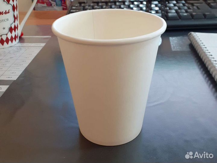 Бумажные стаканы
