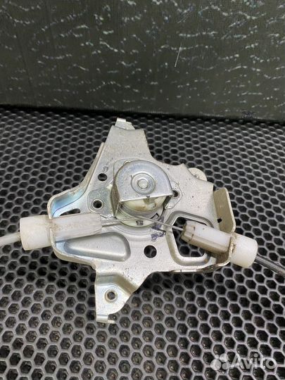 Стеклоподьемник задний правый almera g15