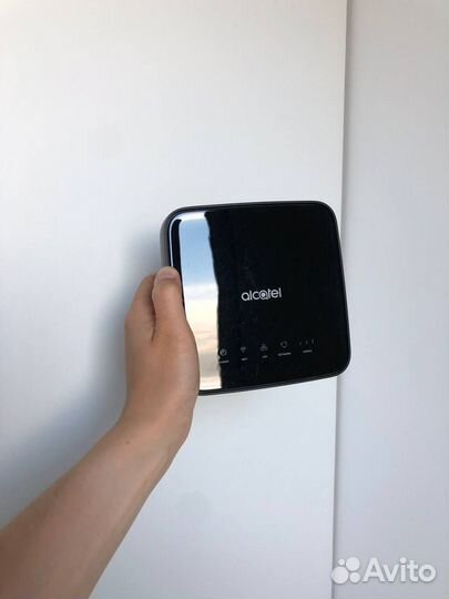 4G Роутер Alcatel linkhub HH40V