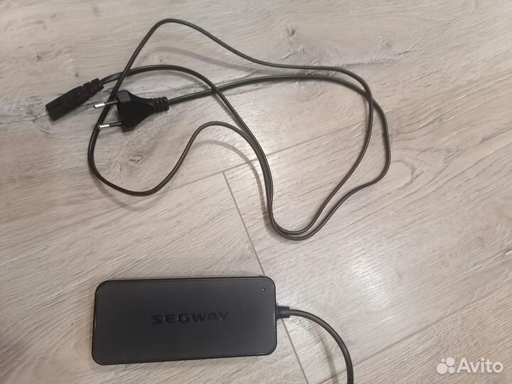 Зарядное устройство для самоката