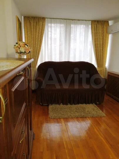 2-к. квартира, 55 м², 3/5 эт.