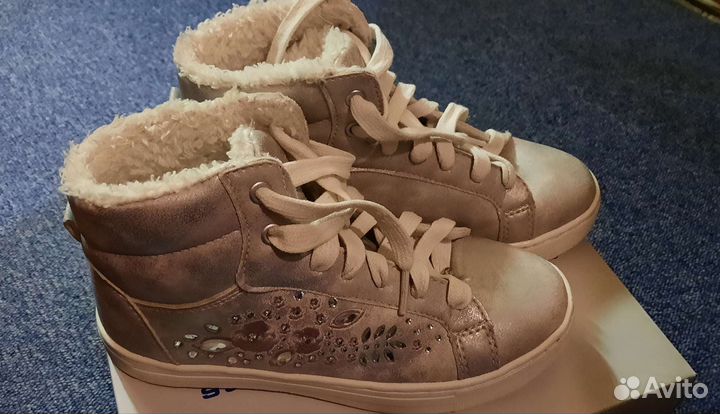 Ботинки для девочки на меху
