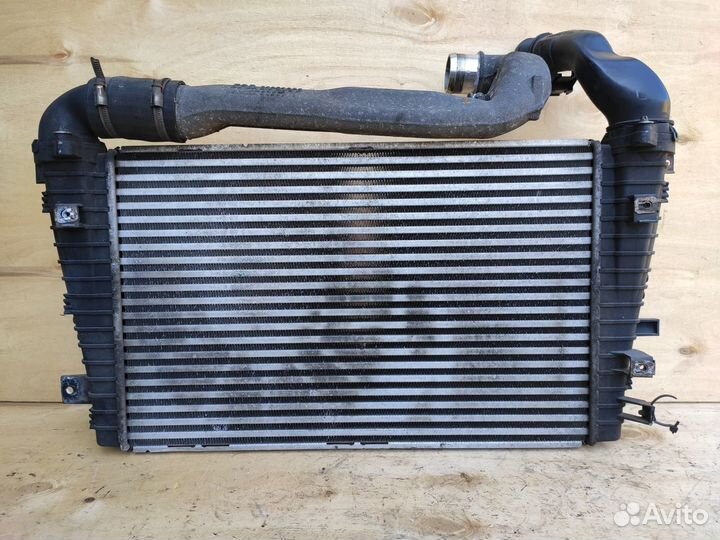 Интеркулер Z19DT на Опель Зафира Б