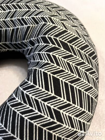 Подушка дорожная под голову для путешествий