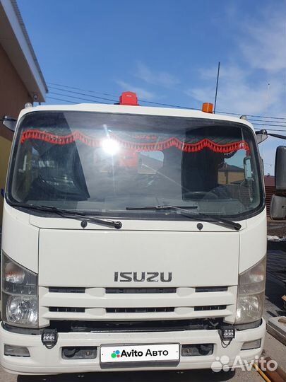 Isuzu NPR с КМУ, 2014