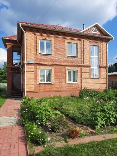 Дом 177,1 м² на участке 17,7 сот.