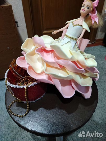 Кукла шкатулка