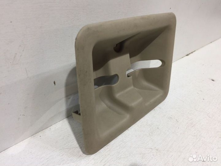 Накладка петель сидений Toyota Land Cruiser Prado