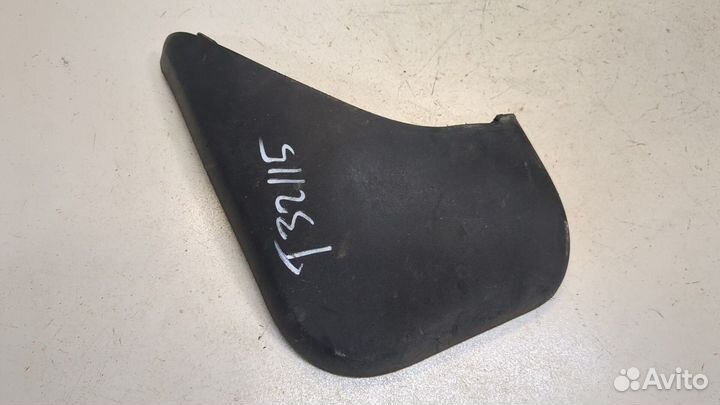 Брызговик Ford Fusion, 2003