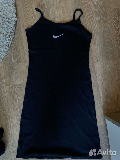Платье nike