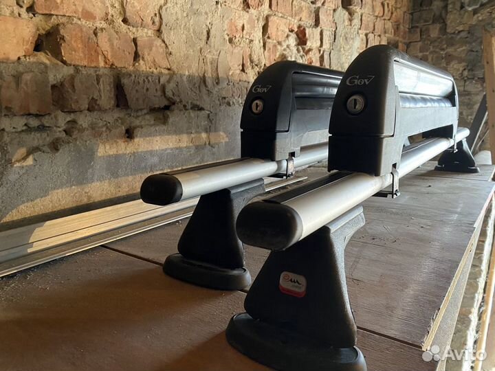 Багажник для лыж