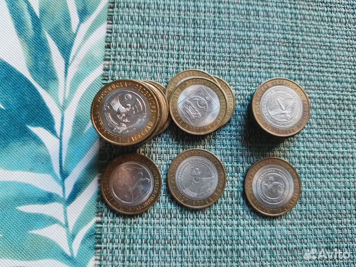 Юбилейные монеты России (25 и 10 рублей биметалл)